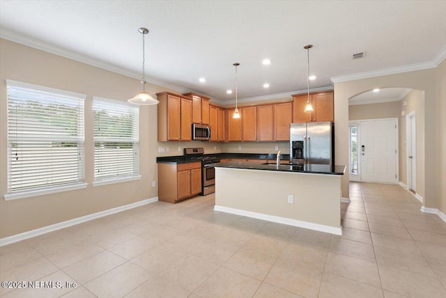 165 Crown Colony Rd, Saint Augustine, FL 32092 - kitchen featuring stainless steel appliances, crown molding, arched walkways, dark countertops, and baseboards