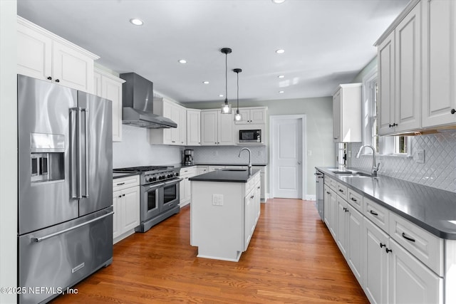 1052 Holly Ln, Jacksonville, FL 32207