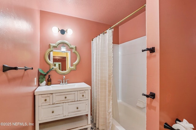 2443 SE 150th St, Starke, FL 32091 - full bath with vanity, shower / bath combo with shower curtain, and a textured ceiling