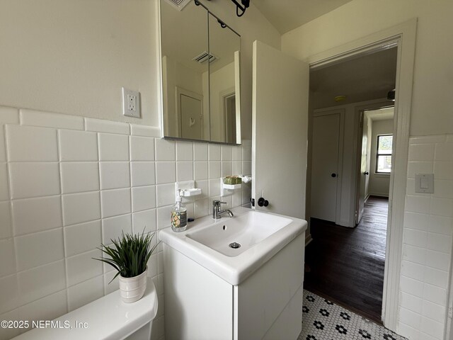 6235 Fordham Cir E, Jacksonville, FL 32217 - photo 16