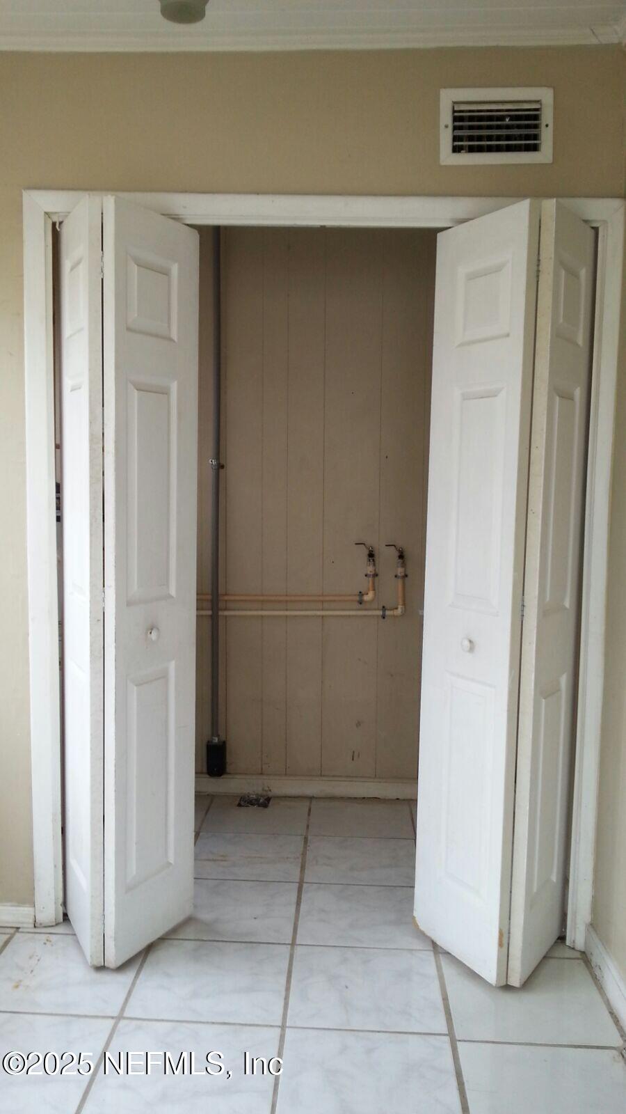 1162 W 13th St, Jacksonville, FL 32209 - photo 4