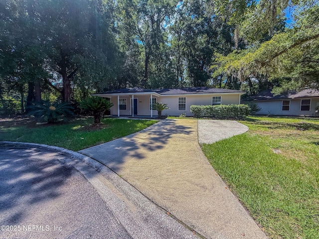 1508 Golf Forest Dr, Jacksonville, FL 32208 - photo 3