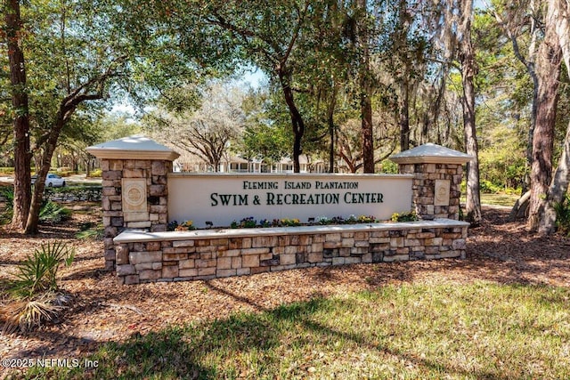 1714 Chatham Village Dr, Fleming Island, FL 32003 - view of community sign