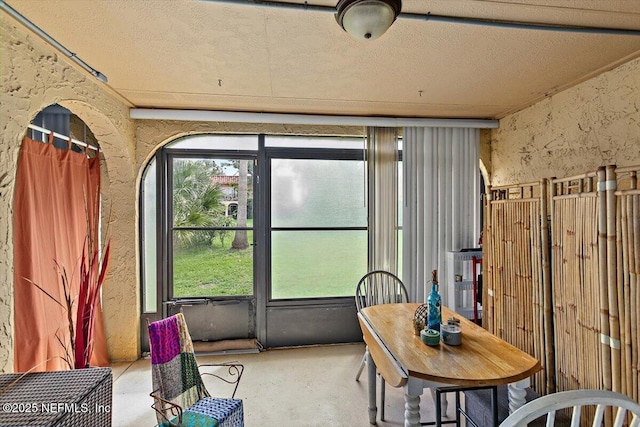 6655 Bell Tower Ct Unit 1, Jacksonville, FL 32217 - view of sunroom / solarium