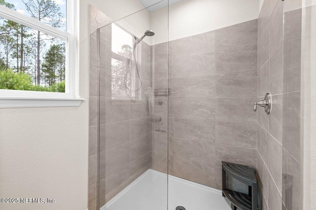 3603 Marsh Reserve Blvd, Jacksonville, FL 32224 - full bath featuring tiled shower