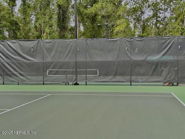 8561 Little Swift Cir Unit 32D, Jacksonville, FL 32256 - view of tennis court
