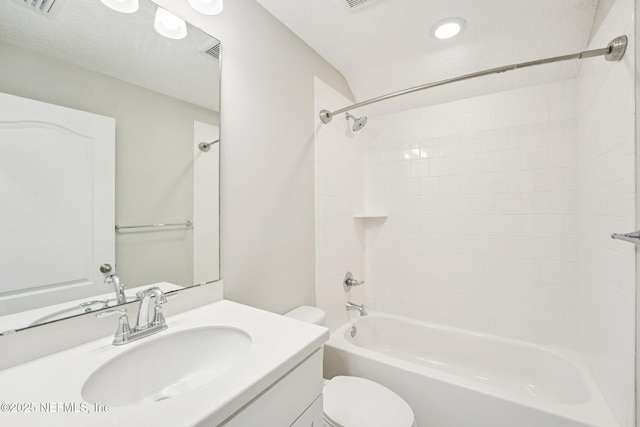 68 Briar Ridge Ct, Ponte Vedra, FL 32081 - full bathroom with washtub / shower combination, vanity, and recessed lighting