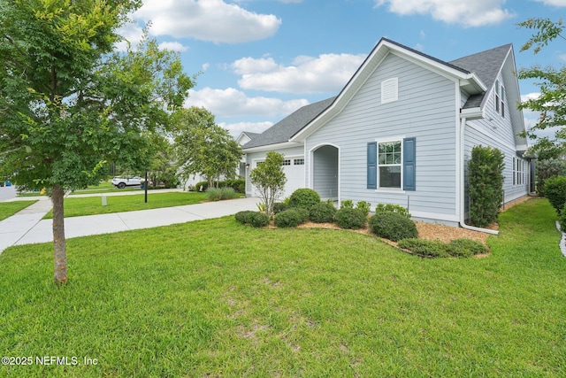 68 Briar Ridge Ct, Ponte Vedra, FL 32081 - view of front of home with a garage, driveway, a front lawn, and roof with shingles