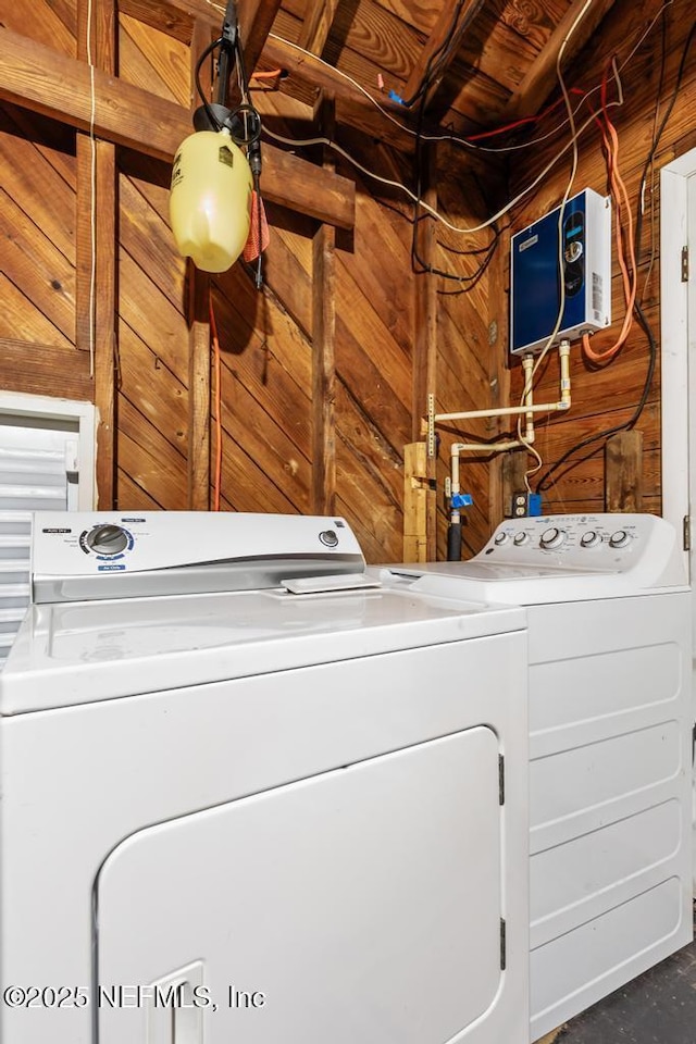 433 W 70th St, Jacksonville, FL 32208 - washroom with wooden walls