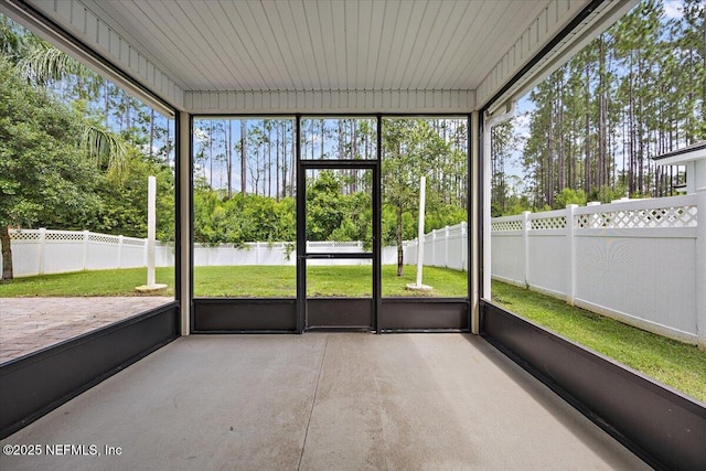 795 Shetland Dr, Saint Johns, FL 32259 - unfurnished sunroom featuring view of wooded area and a water view
