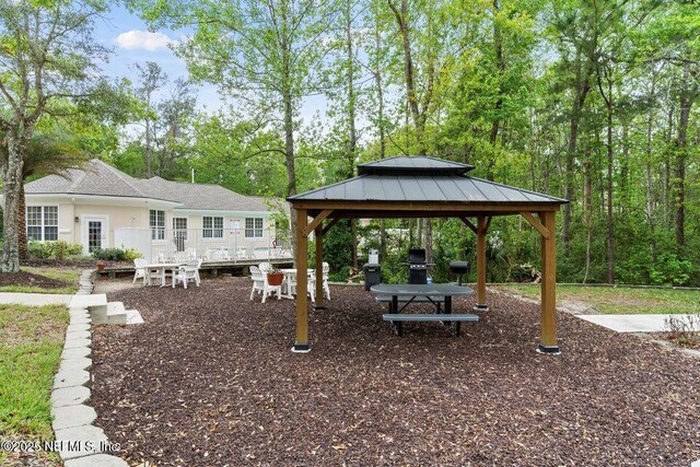 8601 Beach Blvd Unit 507, Jacksonville, FL 32216 - surrounding community with a gazebo