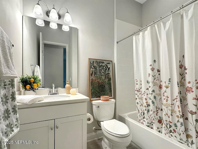 95191 Poplar Way, Fernandina Beach, FL 32034 - bathroom with vanity, toilet, and shower / bathtub combination with curtain