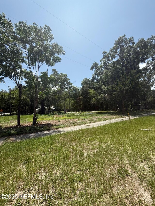6347 Lake Dr, Starke, FL 32091 - photo 9