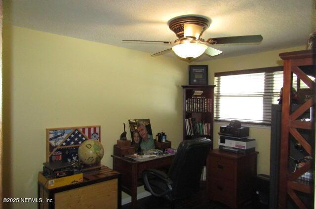 8489 Rock Knoll Dr, Jacksonville, FL 32221 - photo 23