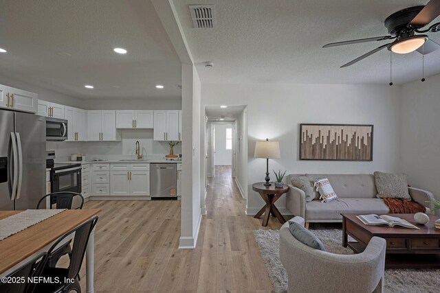 6021 Maple Leaf Dr S, Jacksonville, FL 32211 - photo 14