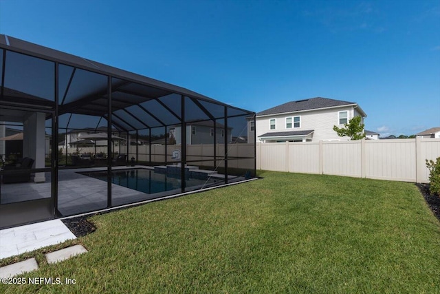 87 Tradesman Ln, Saint Johns, FL 32259 - fenced backyard featuring a patio area and a lanai