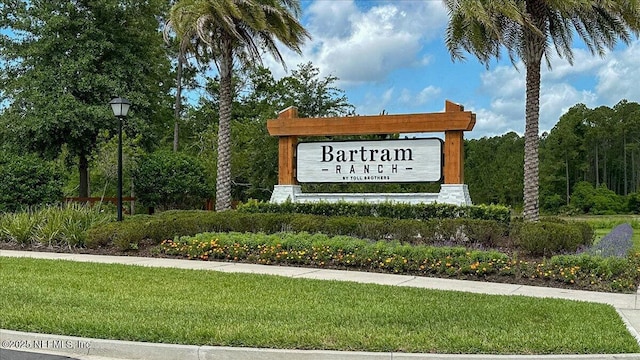 87 Tradesman Ln, Saint Johns, FL 32259 - community sign featuring a yard
