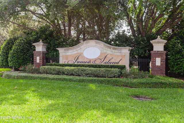 7677 Crosstree Ln, Jacksonville, FL 32256 - view of community sign