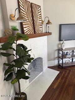 1032 Ingleside Ave, Jacksonville, FL 32205 - living area featuring baseboards and wood finished floors