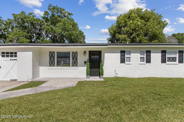 2850 Loran Dr E, Jacksonville, FL 32216 - photo 1