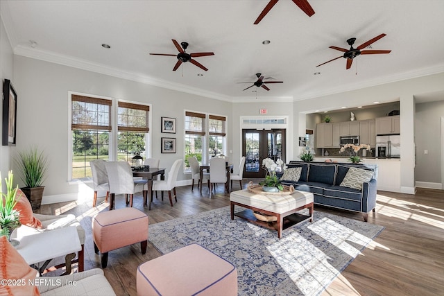 46 Gabacho Ct, Saint Augustine, FL 32095 - living room featuring ornamental molding, a ceiling fan, light wood-type flooring, and recessed lighting