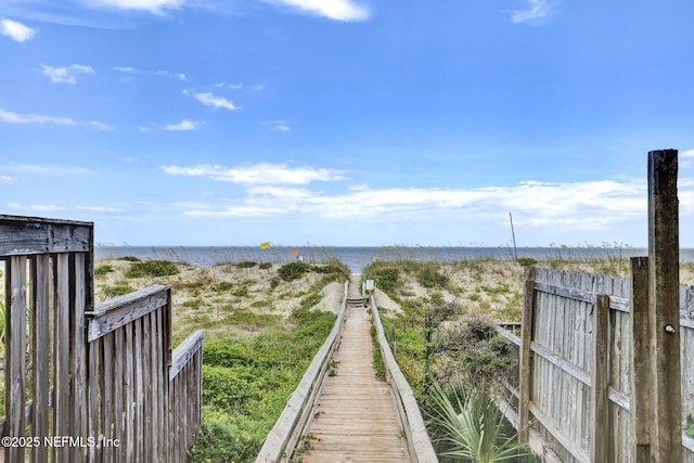 532 Atlantic Beach Ct, Atlantic Beach, FL 32233 - view of property's community with view of water and beach