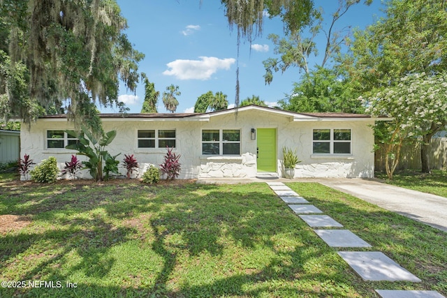 2619 Montreal St, Jacksonville, FL 32233 - view of front of home featuring stucco siding