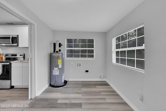 9076 1st Ave, Jacksonville, FL 32208 - utilities featuring electric water heater
