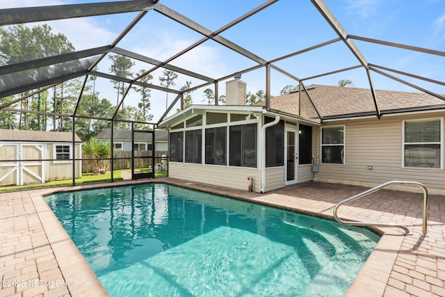 1861 Heartpine Dr, Middleburg, FL 32068 - view of swimming pool featuring a sunroom, a patio, and a lanai