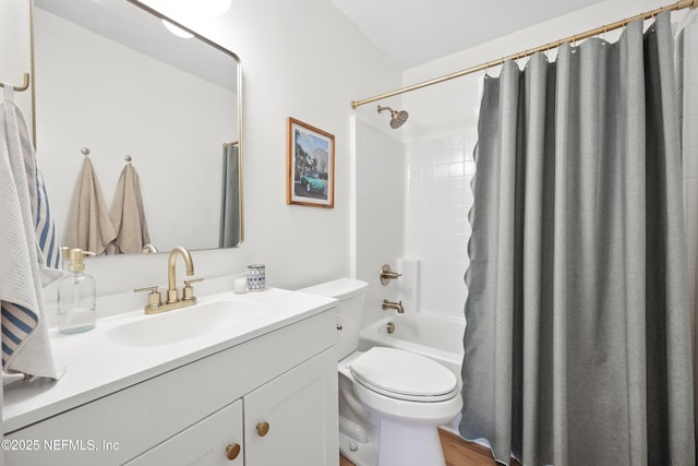 1848 Forsyth Ct, Atlantic Beach, FL 32233 - bathroom featuring vanity and shower / bath combination with curtain