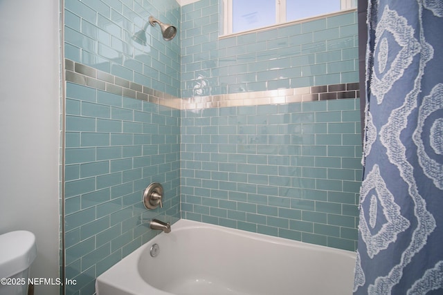 126 1st St S, Jacksonville Beach, FL 32250 - bathroom featuring shower / bath combo with shower curtain and toilet