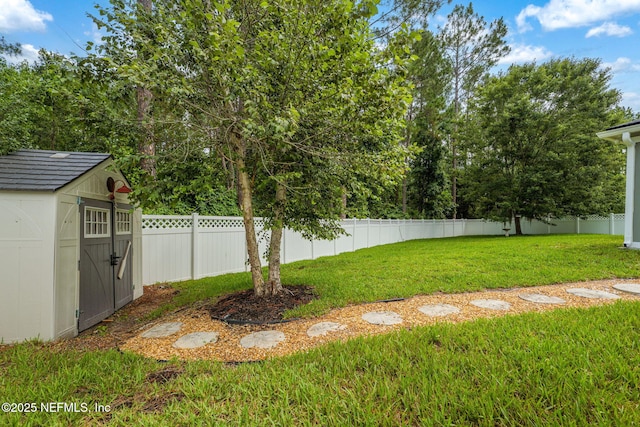 448 Willow Winds Pkwy, Saint Johns, FL 32259 - fenced backyard with a storage shed