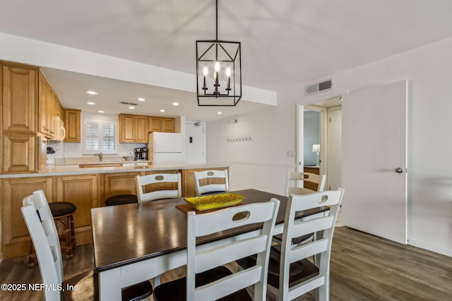 3350 Fletcher Ave Unit 6J, Fernandina Beach, FL 32034 - dining room featuring a chandelier, dark wood finished floors, and recessed lighting