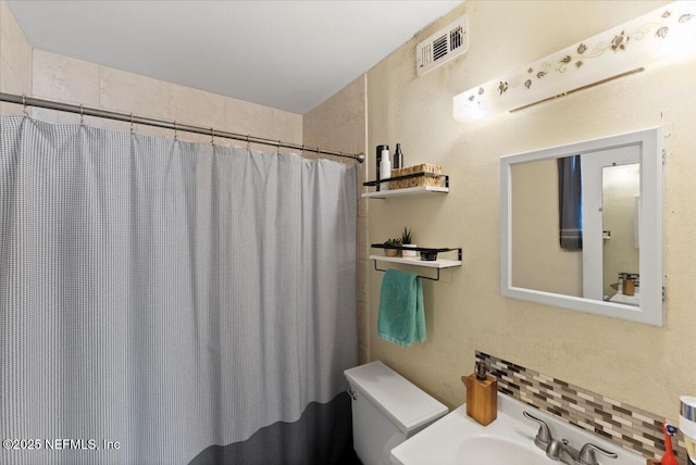1506 Strand St, Neptune Beach, FL 32266 - full bath with a shower with shower curtain and vanity