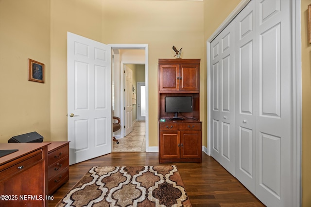641 Donald Ross Way, Saint Augustine, FL 32092 - office featuring dark wood-style floors and baseboards