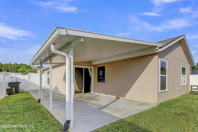 1908 Longneedle Ln, Middleburg, FL 32068 - rear view of property with a patio