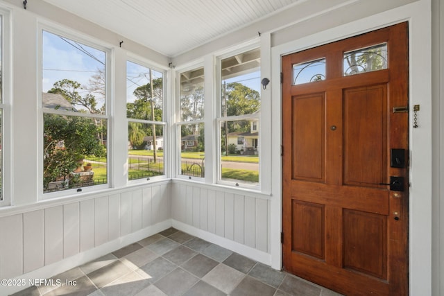 1094 Wolfe St, Jacksonville, FL 32205 - unfurnished sunroom with healthy amount of natural light