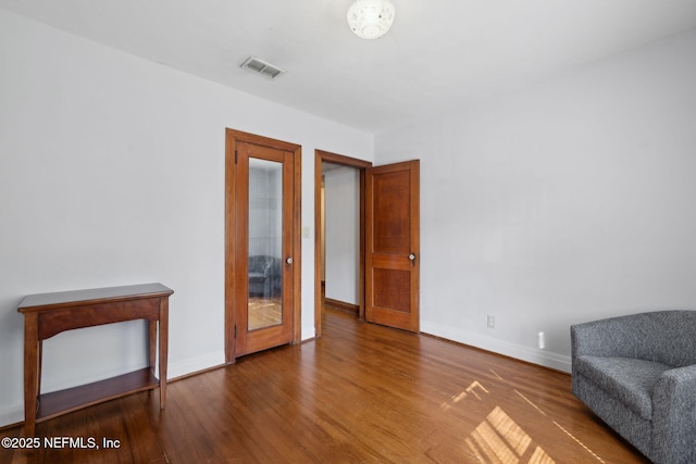 1094 Wolfe St, Jacksonville, FL 32205 - unfurnished room featuring wood finished floors