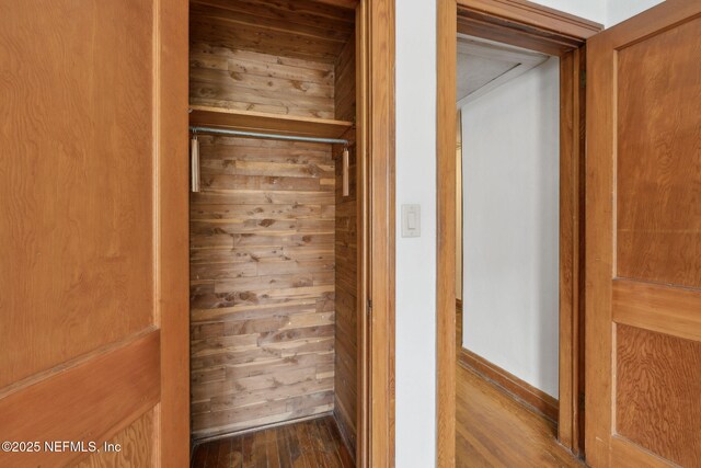 1094 Wolfe St, Jacksonville, FL 32205 - view of closet