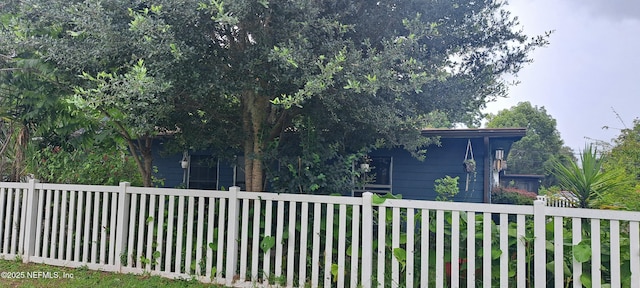 1305 Crestfield Rd, Jacksonville, FL 32205 - photo 3