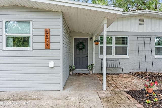 6837 Tom Thumb Dr, Jacksonville, FL 32210 - photo 3