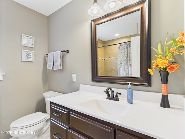 96168 High Pointe Dr, Fernandina Beach, FL 32034 - bathroom with vanity and curtained shower