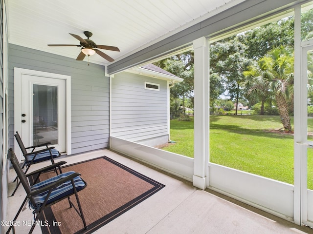 96168 High Pointe Dr, Fernandina Beach, FL 32034 - sunroom / solarium featuring ceiling fan