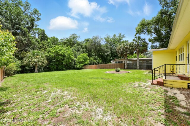 1206 Nightingale Ct, Jacksonville, FL 32216 - view of yard