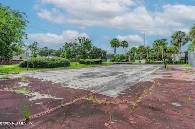 9360 Craven Rd Unit 703, Jacksonville, FL 32257 - view of community featuring a tennis court