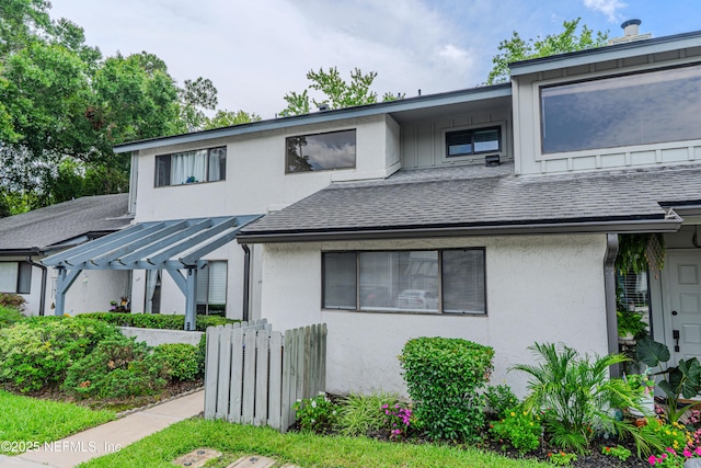9360 Craven Rd Unit 703, Jacksonville, FL 32257 - multi unit property with a shingled roof and stucco siding