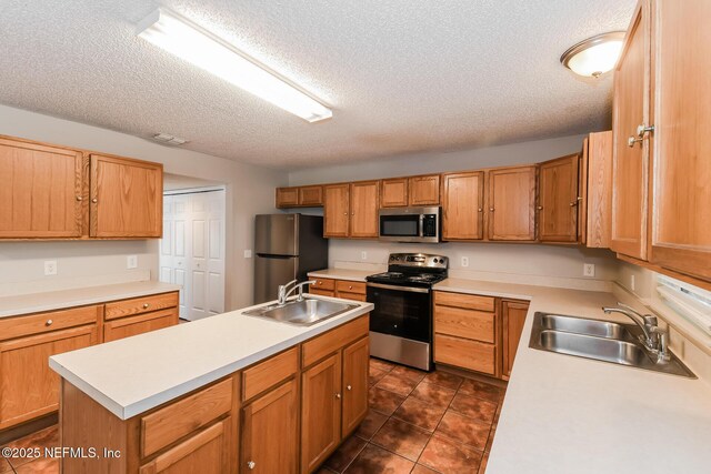 8018 Foxdale Dr, Jacksonville, FL 32210 - photo 7