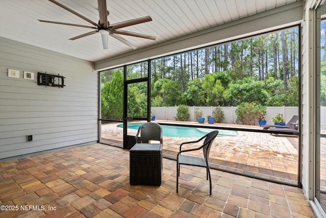 3024 Las Calinas Blvd, Saint Augustine, FL 32095 - view of sunroom / solarium