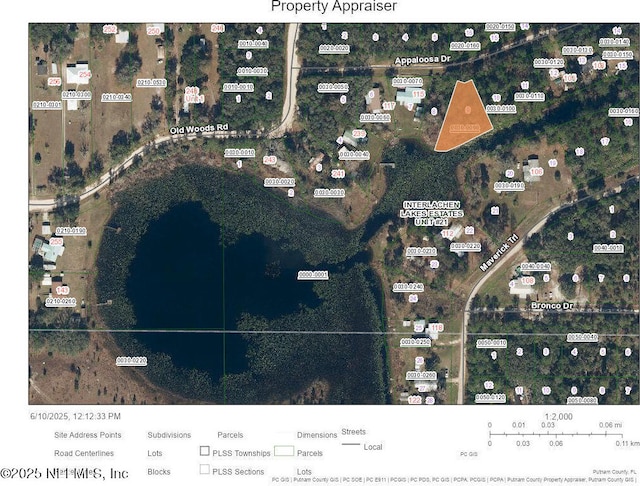 000 Appaloosa Dr, Interlachen, FL 32148