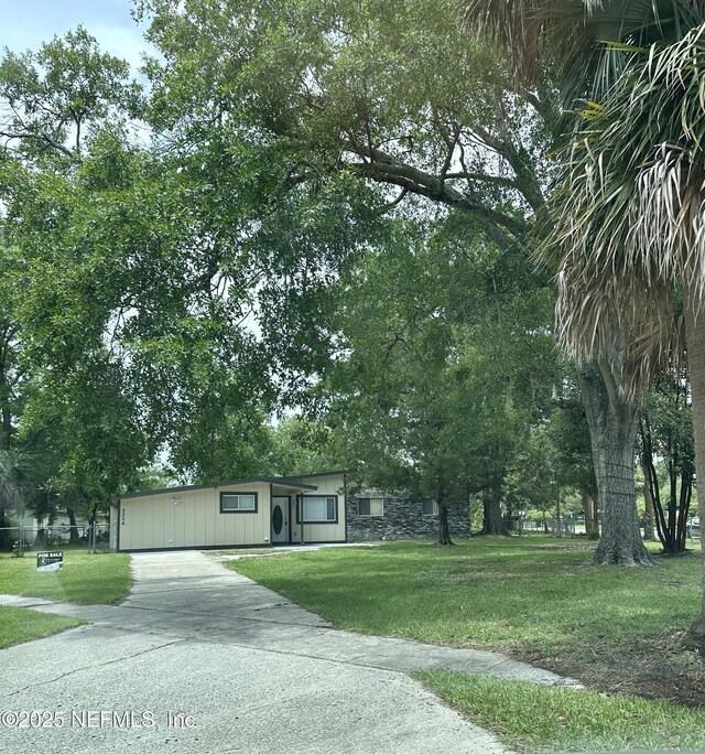 2204 Burpee Dr, Jacksonville, FL 32210 - photo 41